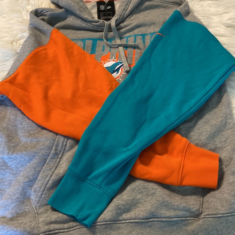 NFL Man Dolphins Hoodie size M excellent condition bust 46” long 26” - Picture 12 of 12